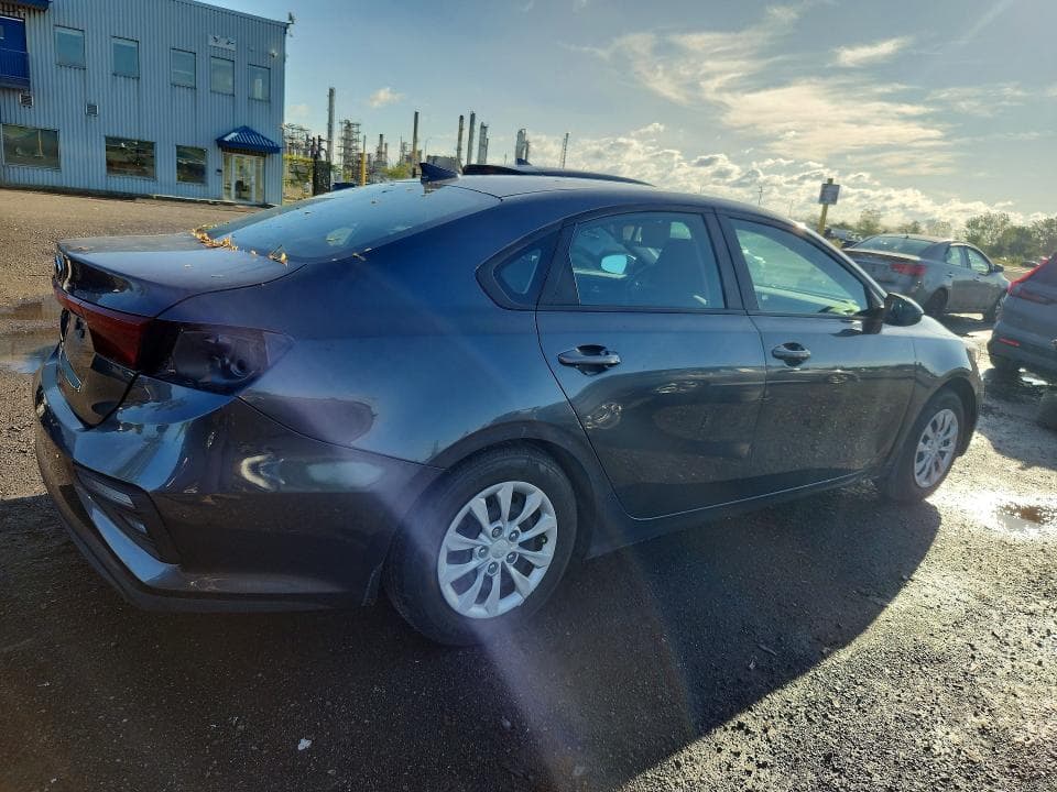 2021 KIA FORTE FE 3