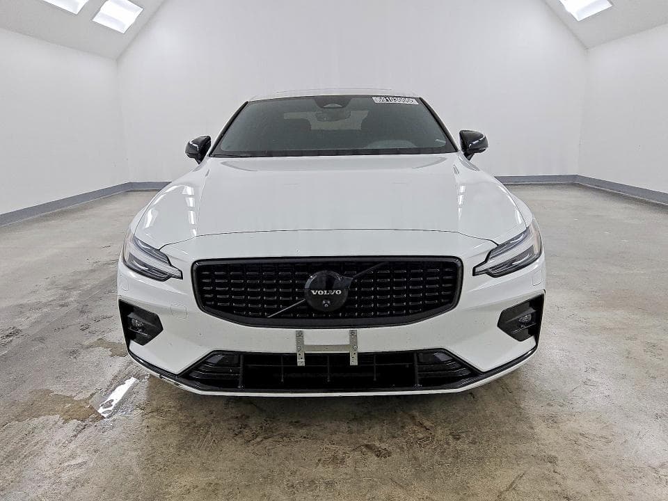 2024 VOLVO S60 PLUS 5
