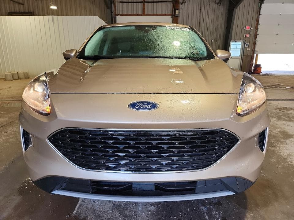 2021 FORD ESCAPE SE 5