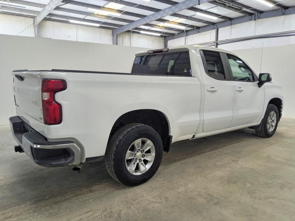 2021 CHEVROLET SILVERADO C1500 LT 3