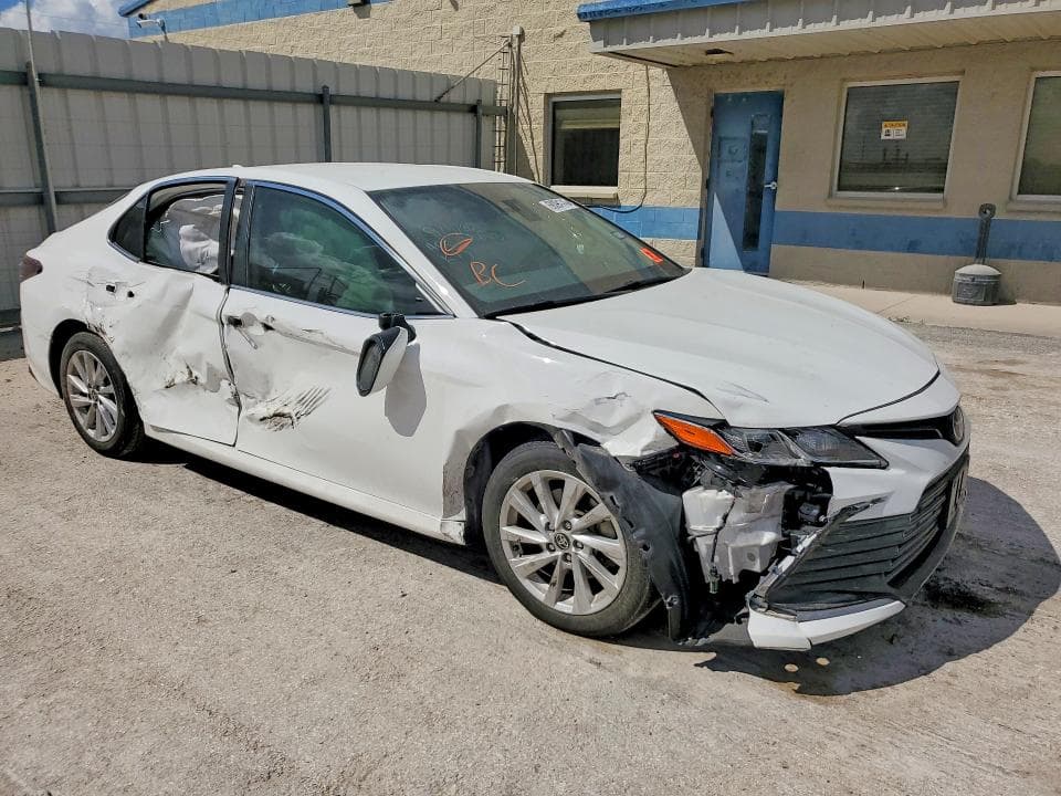 2024 TOYOTA CAMRY LE 4