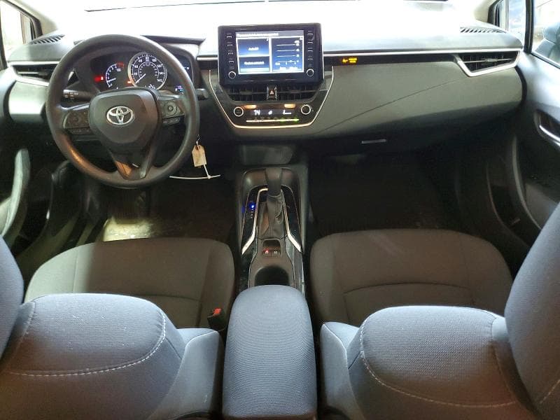 2020 TOYOTA COROLLA LE 8
