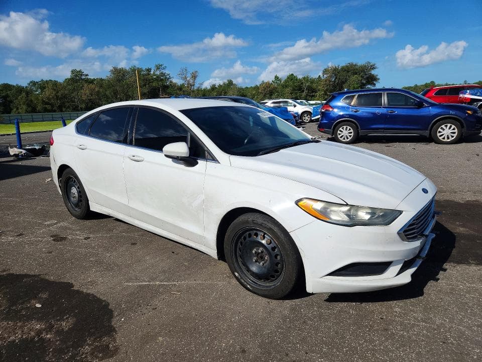 2017 FORD FUSION SE 4