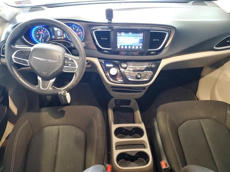 2021 CHRYSLER VOYAGER LX 8
