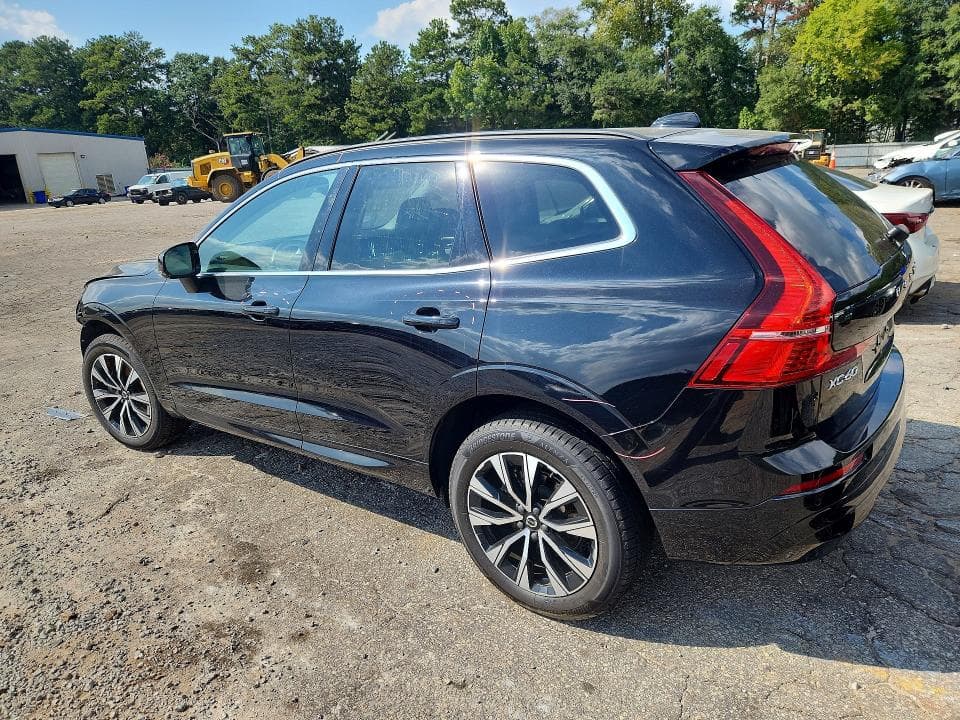 2023 VOLVO XC60 CORE 2