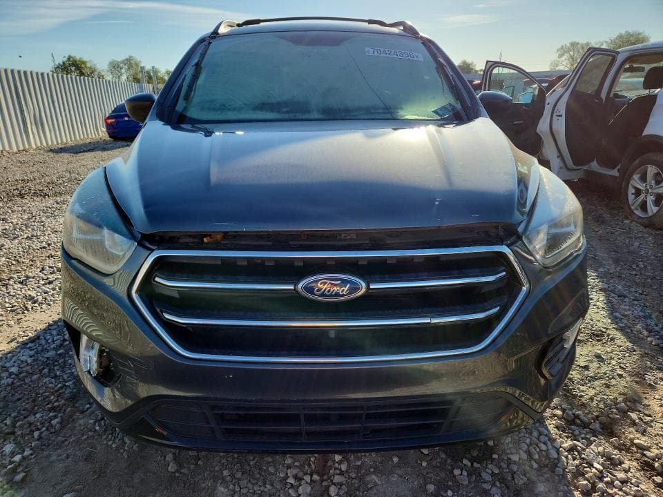 2017 FORD ESCAPE SE 5
