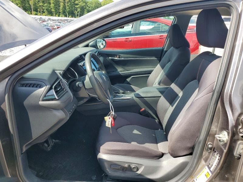 2019 TOYOTA CAMRY LE 7