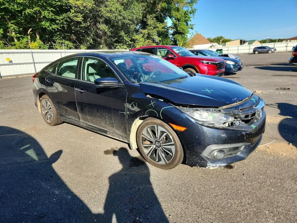 2017 HONDA CIVIC EX 4