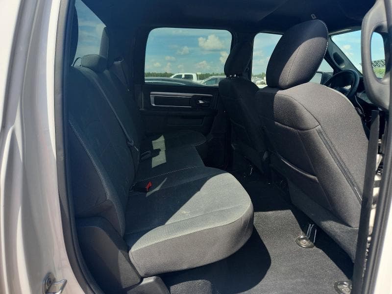 2024 RAM 1500 CLASSIC SLT 10