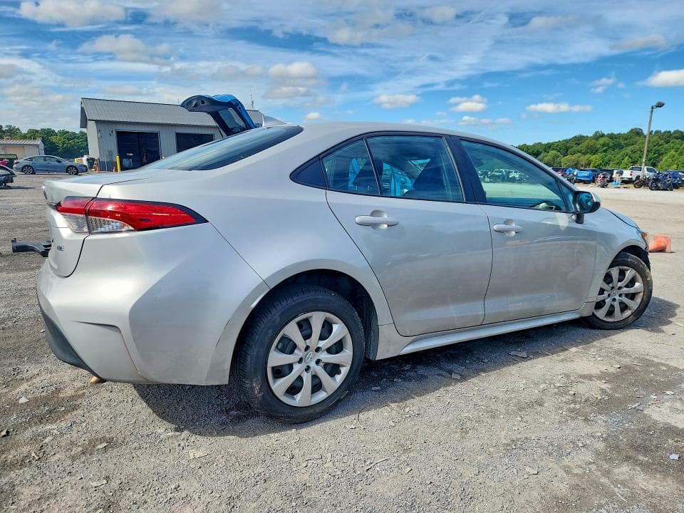2024 TOYOTA COROLLA LE 3