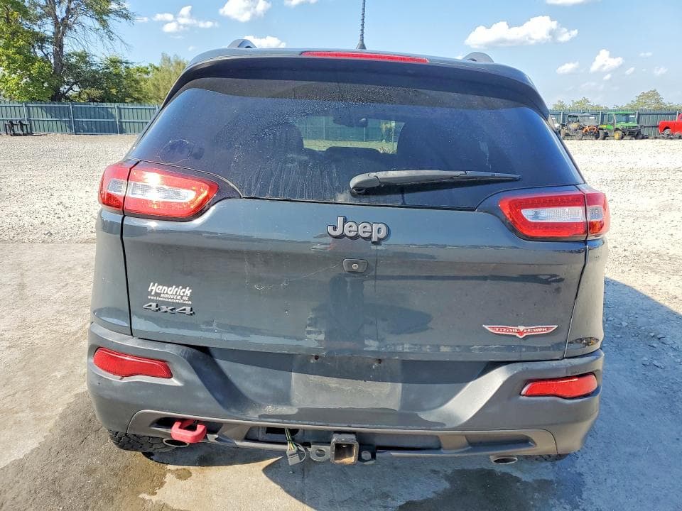 2017 JEEP CHEROKEE TRAILHAWK 6