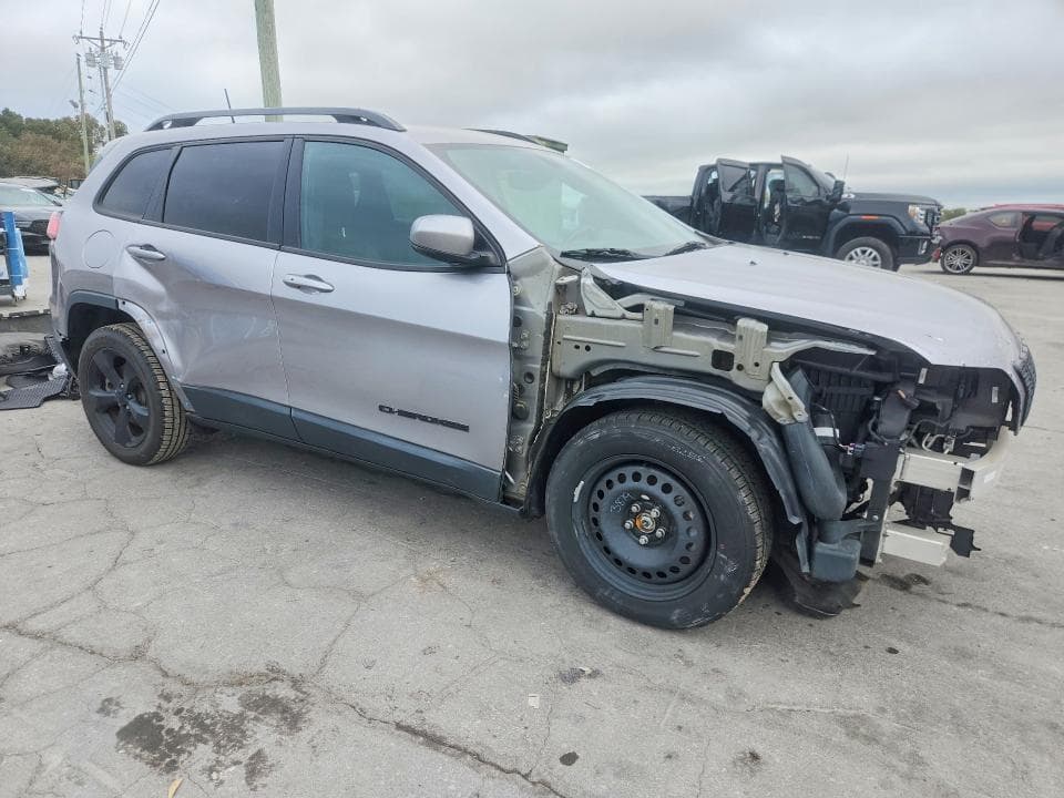 2019 JEEP CHEROKEE LATITUDE PLUS 4