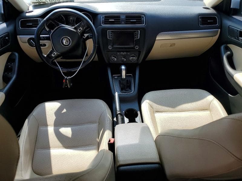 2017 VOLKSWAGEN JETTA SE 8