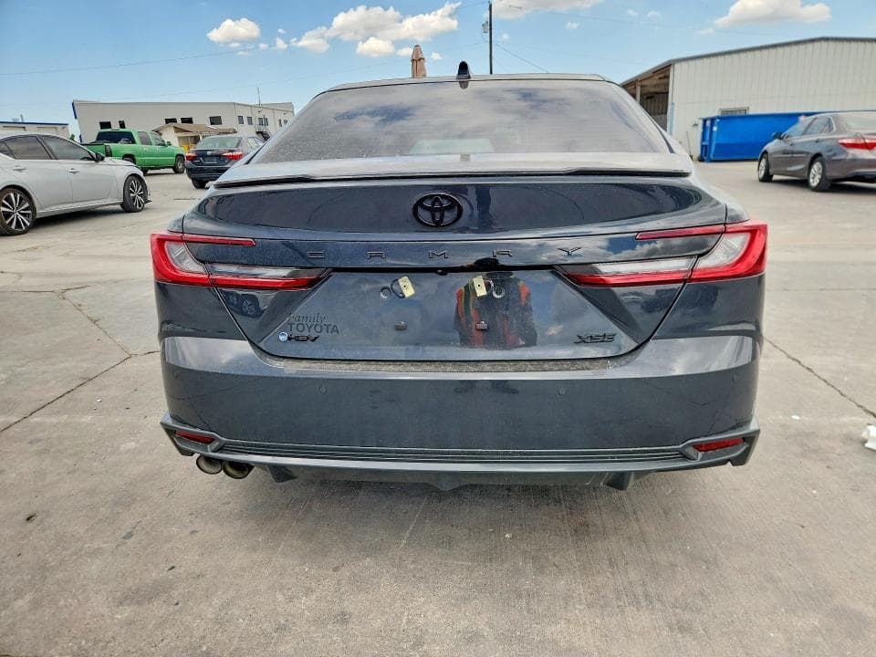 2026 TOYOTA CAMRY XSE 6
