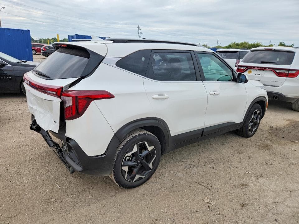 2025 KIA SELTOS EX 3