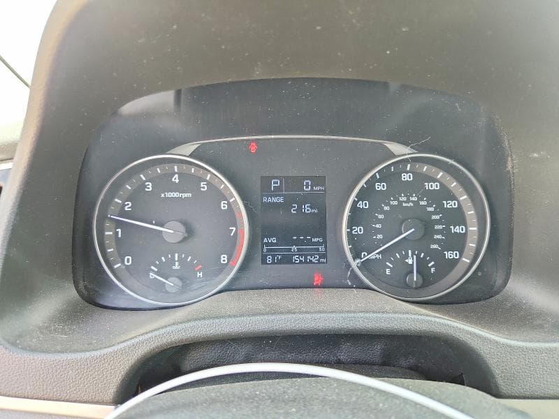 2017 HYUNDAI ELANTRA SE 9