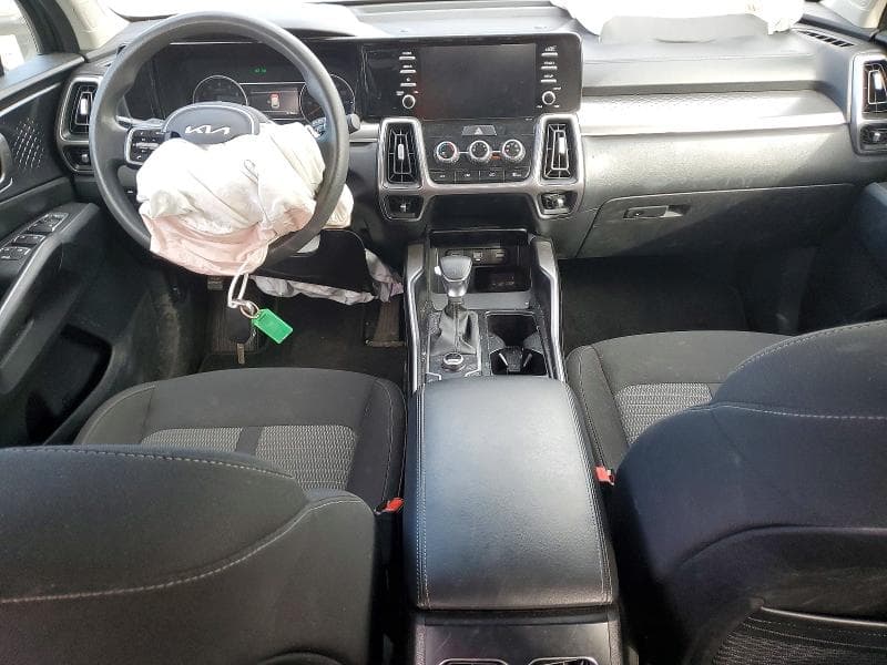 2023 KIA SORENTO LX 8