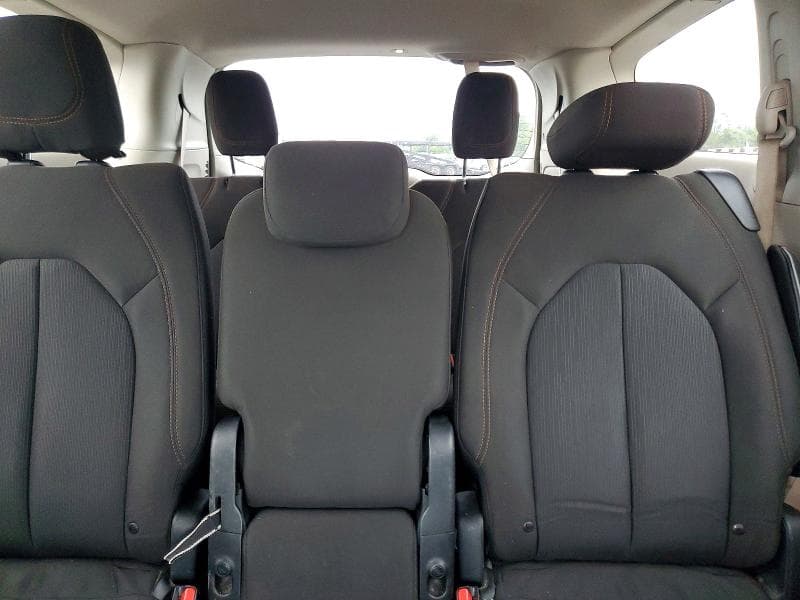 2017 CHRYSLER PACIFICA TOURING 10