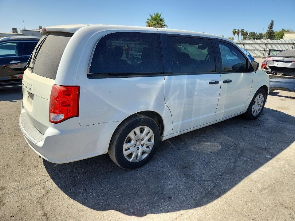 2019 DODGE GRAND CARAVAN SE 3