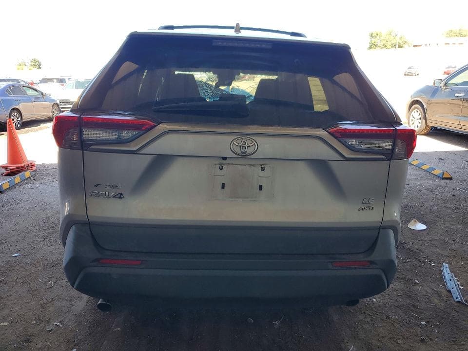 2019 TOYOTA RAV4 LE 6