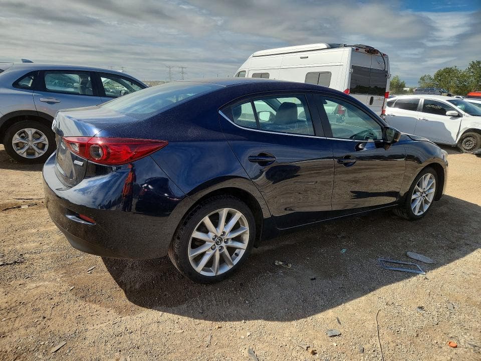 2017 MAZDA 3 TOURING 3