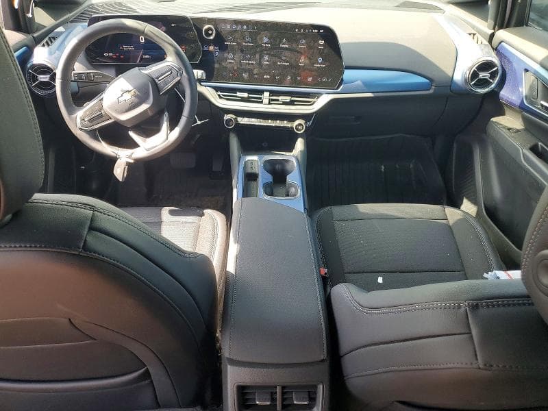 2025 CHEVROLET EQUINOX LT 8