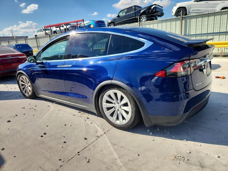 2017 TESLA MODEL X 2