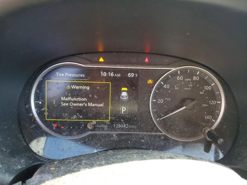 2019 NISSAN KICKS SV 9