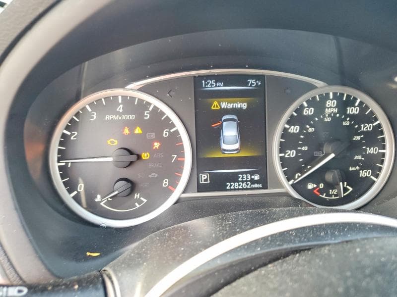 2017 NISSAN SENTRA SV 9