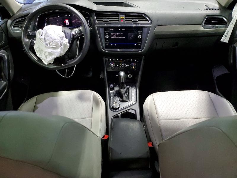2021 VOLKSWAGEN TIGUAN SE 8