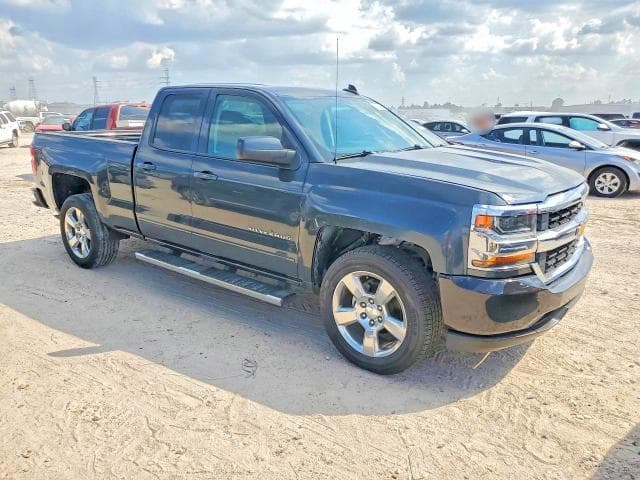 2018 CHEVROLET SILVERADO C1500 LT 4