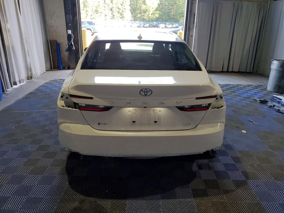 2026 TOYOTA CAMRY LE 6