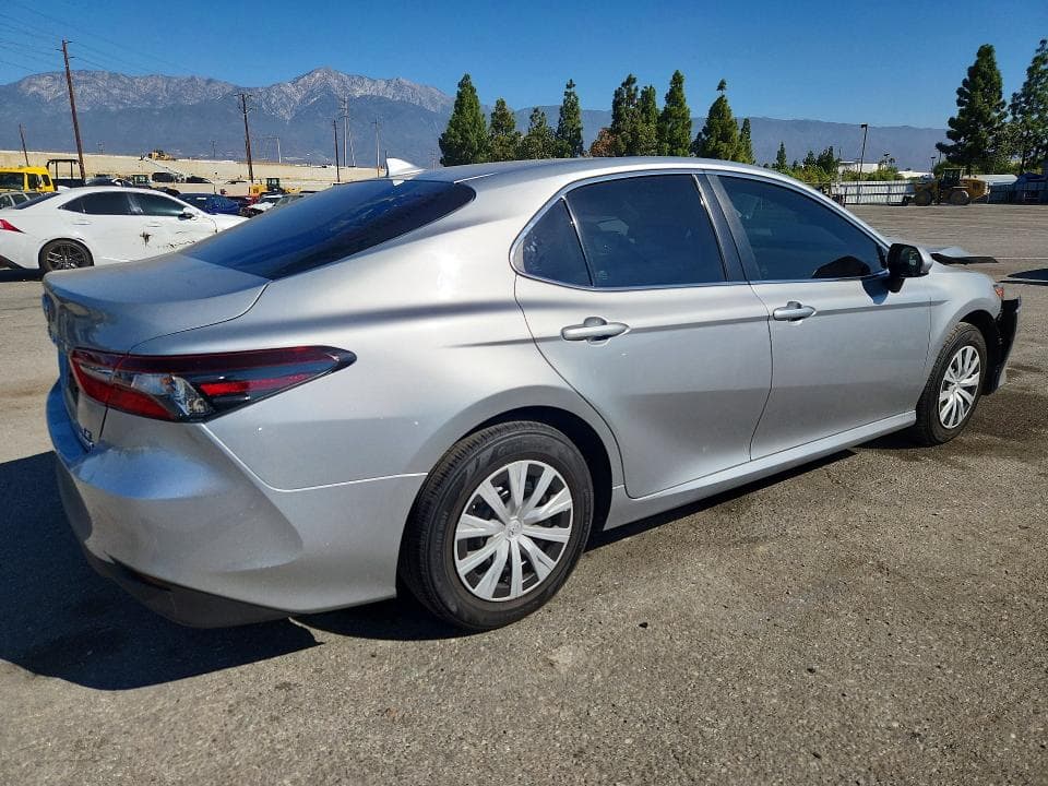 2024 TOYOTA CAMRY LE 3