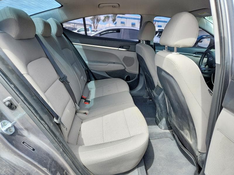 2019 HYUNDAI ELANTRA SE 10