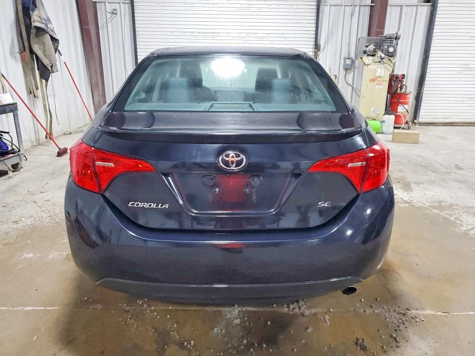 2017 TOYOTA COROLLA SE 6