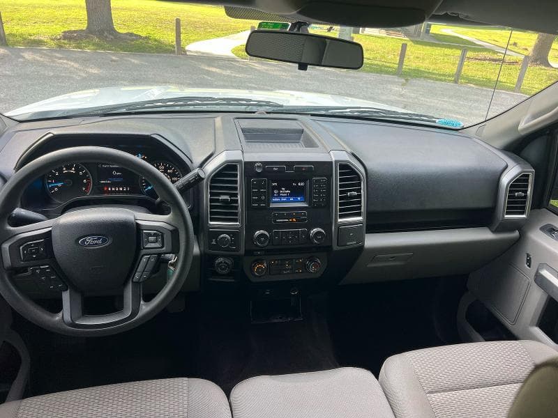2017 FORD F150 SUPERCREW 9
