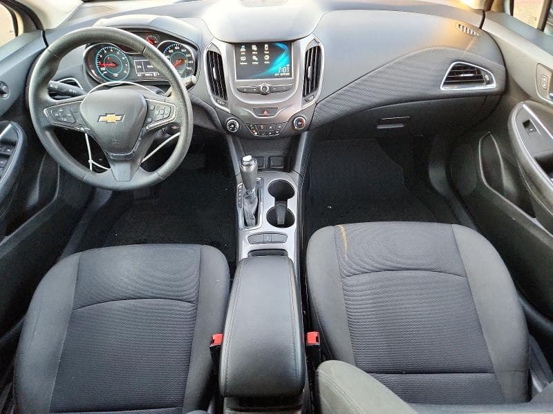 2017 CHEVROLET CRUZE LT 8