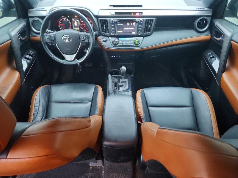 2017 TOYOTA RAV4 SE 8