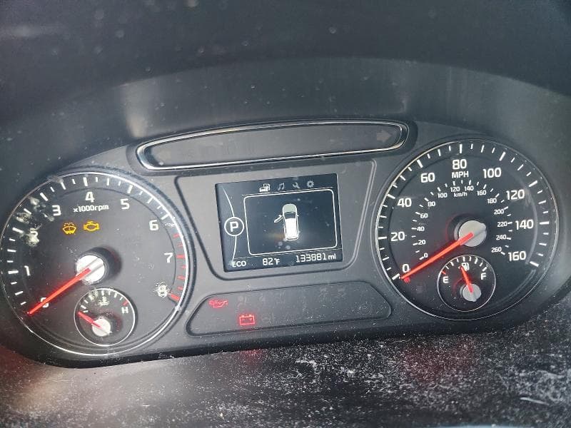 2017 KIA SORENTO LX 9
