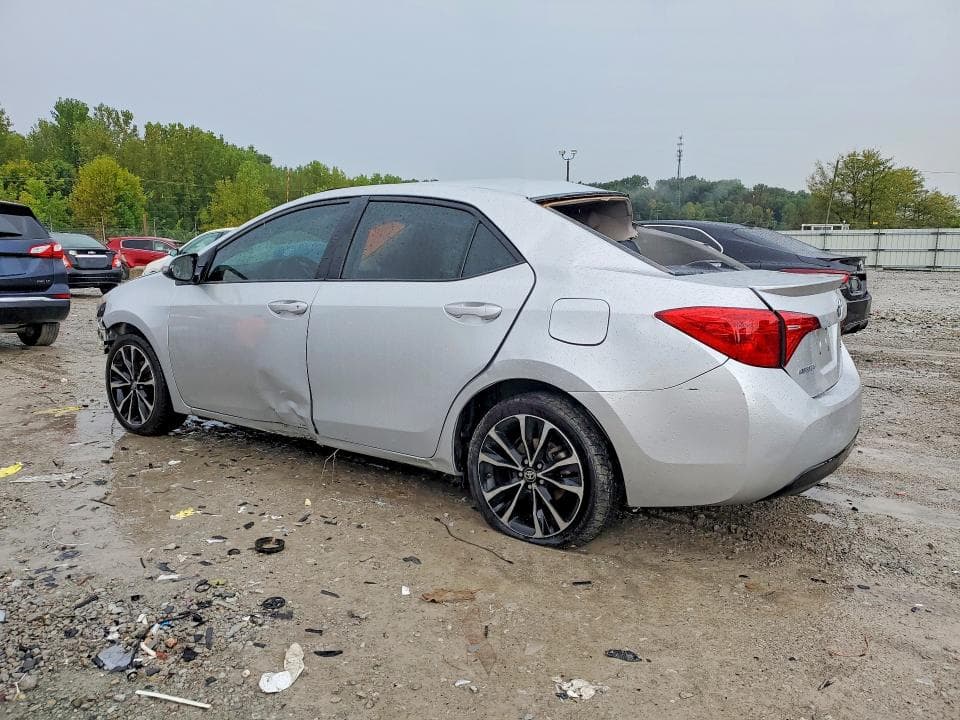 2019 TOYOTA COROLLA SE 2