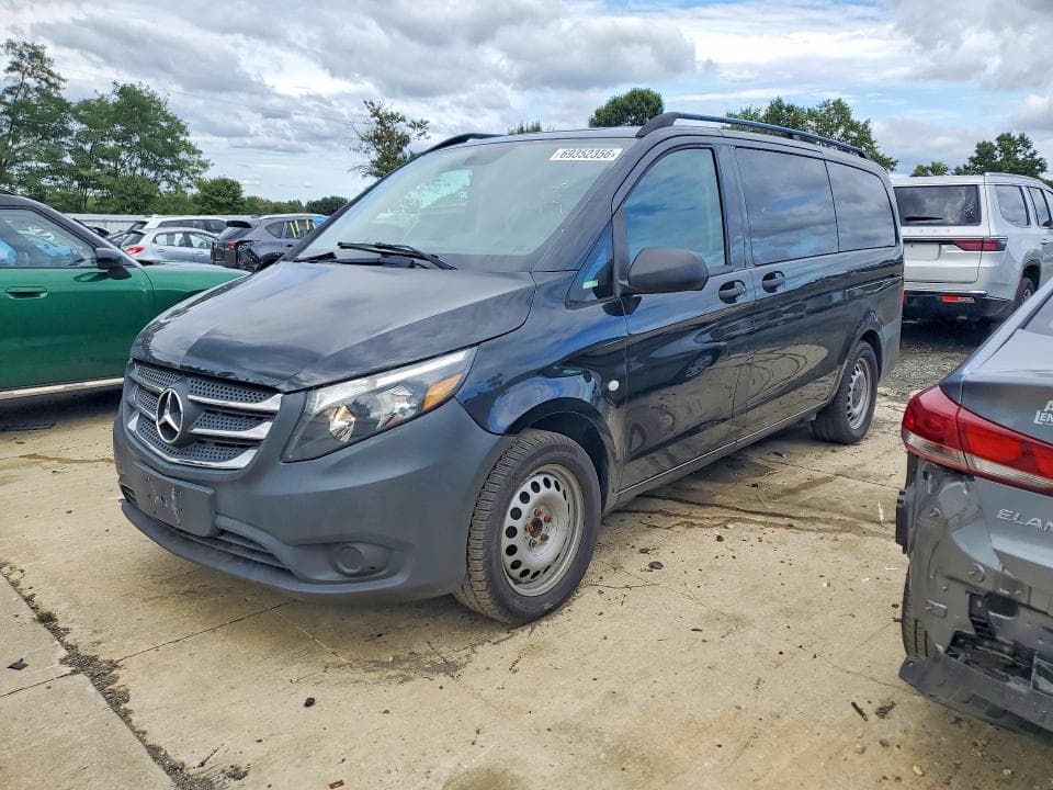 2019 MERCEDES-BENZ METRIS