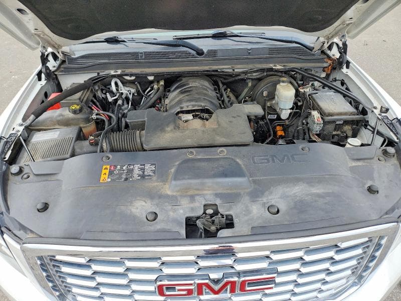 2019 GMC YUKON XL DENALI 12