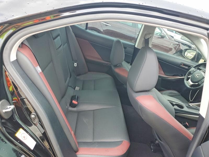 2017 LEXUS IS 200T 10