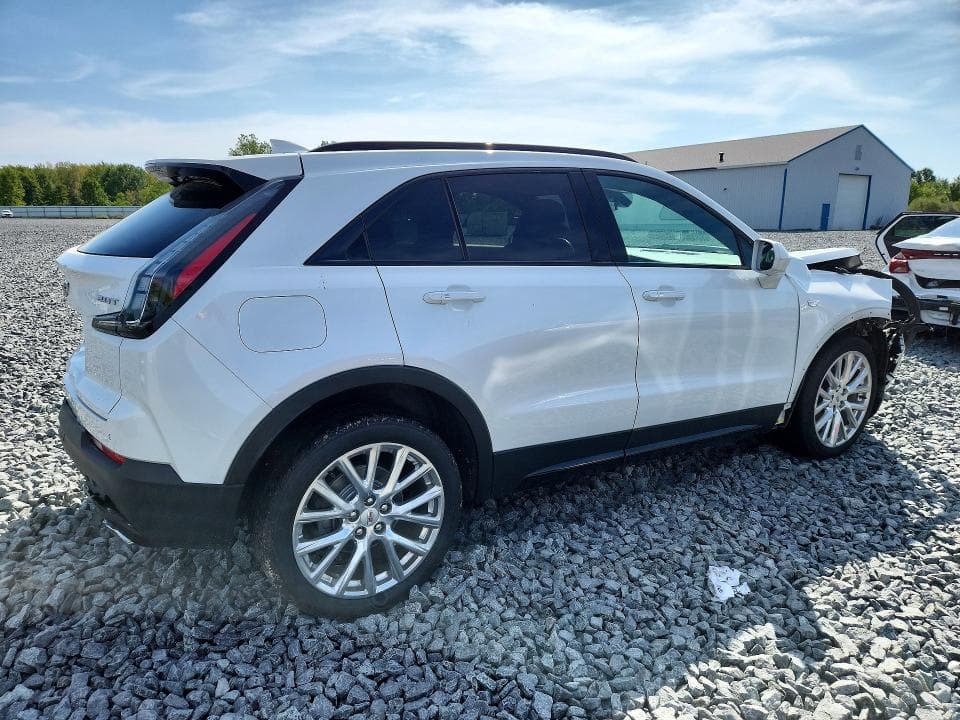 2019 CADILLAC XT4 SPORT 3