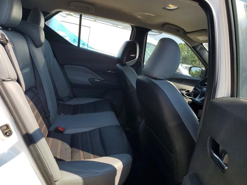 2021 NISSAN KICKS SR 11