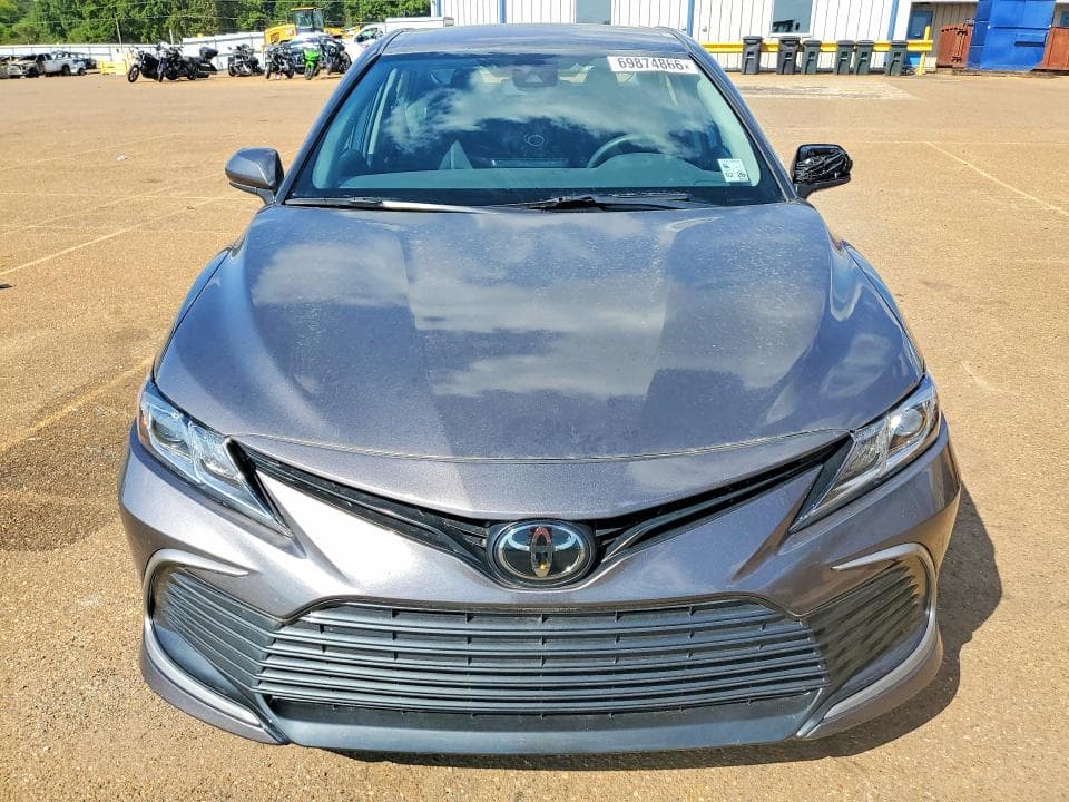 2023 TOYOTA CAMRY LE 5