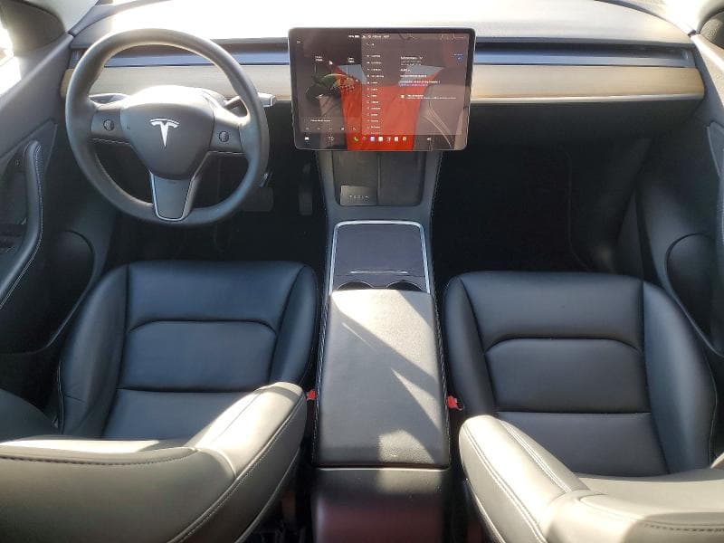 2022 TESLA MODEL Y 8