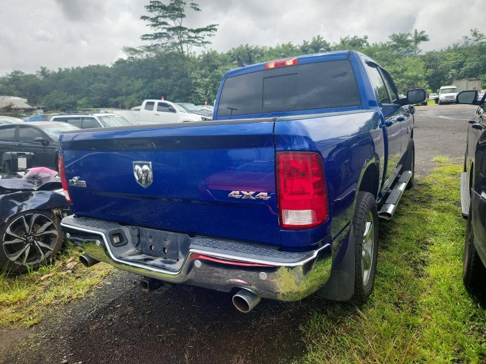 2018 RAM 1500 SLT 3