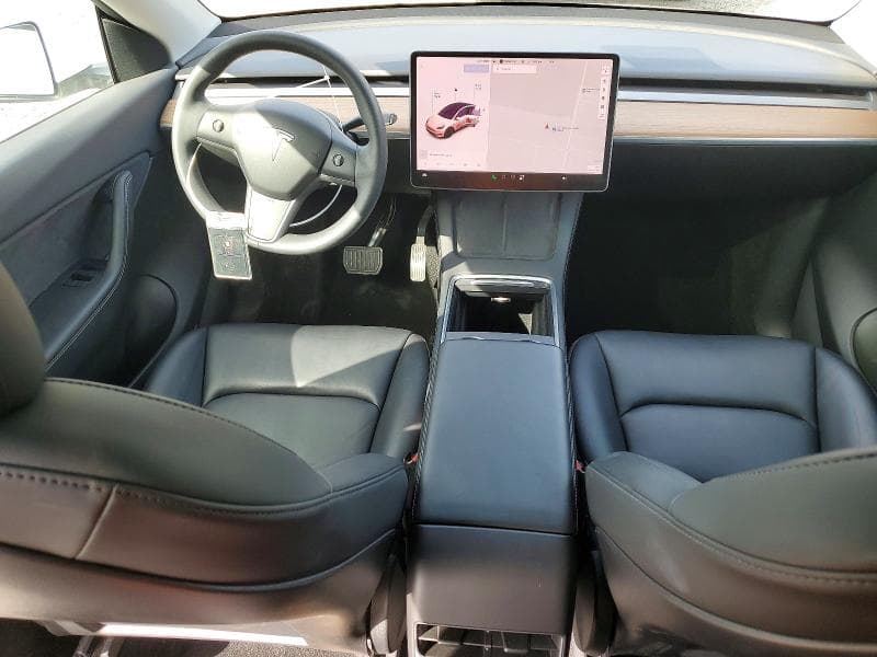 2022 TESLA MODEL Y 8