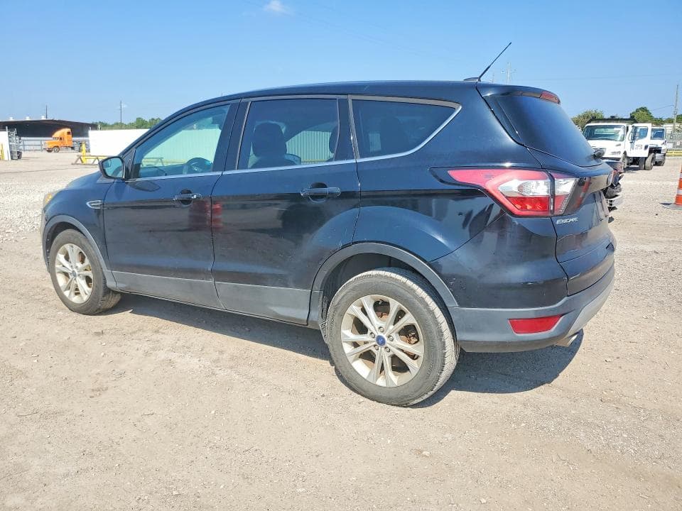 2017 FORD ESCAPE SE 2